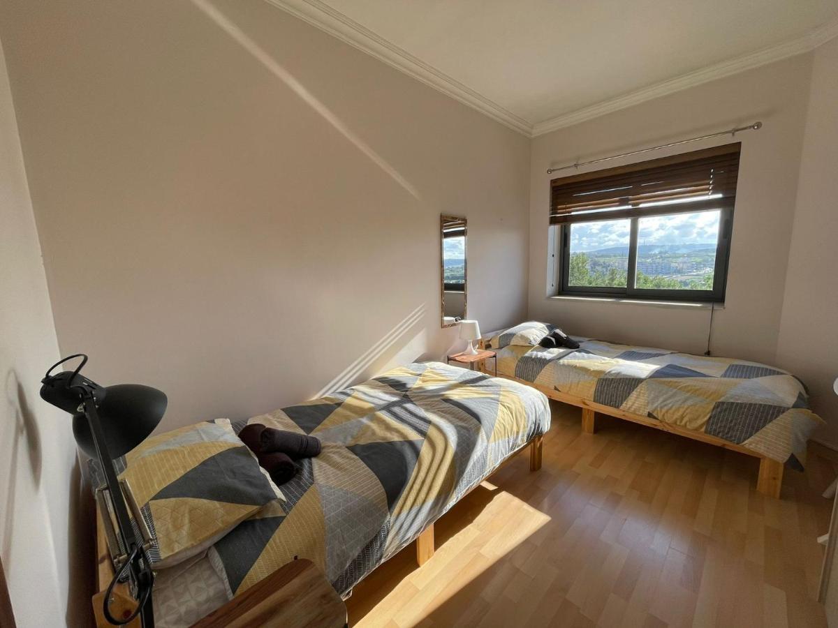 خليج سانت بول Cosy Designer Finished Apartment With Unobstructed Views المظهر الخارجي الصورة